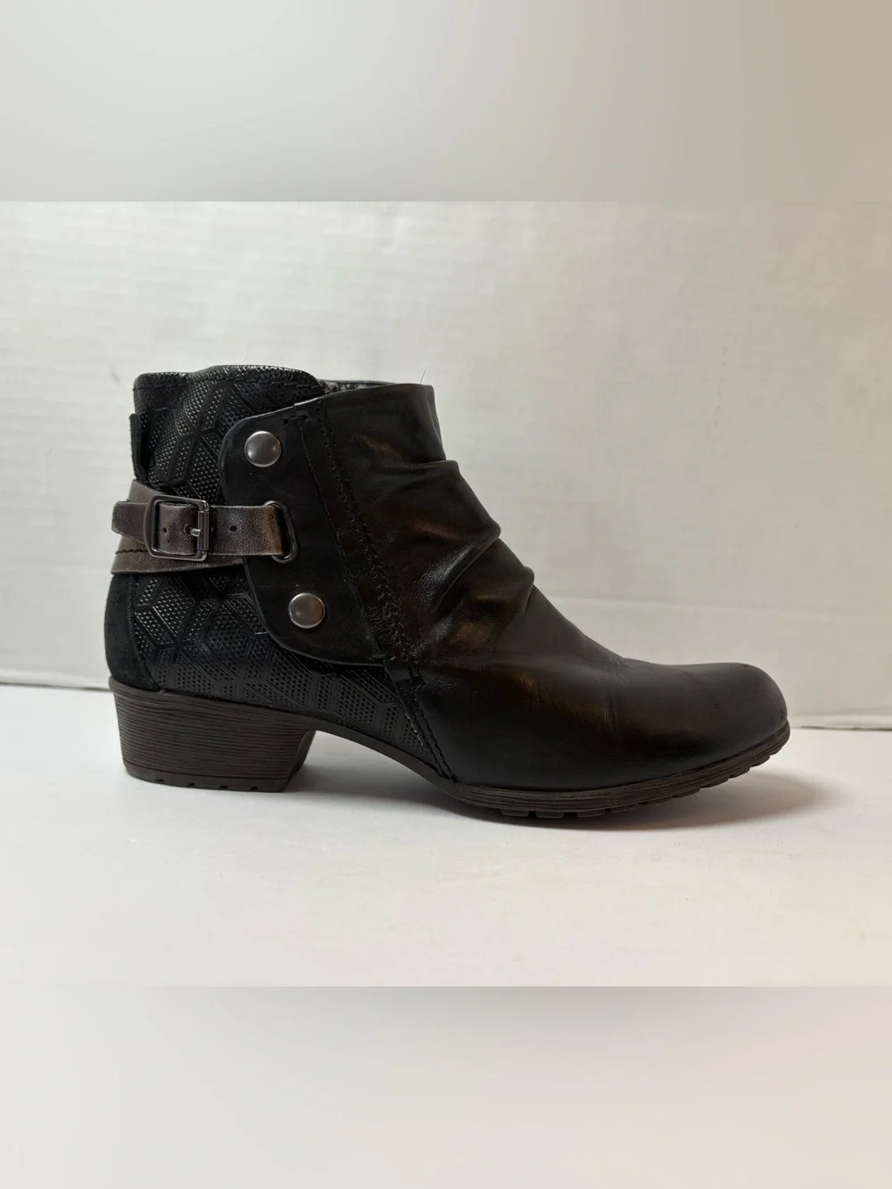 Cobb Hill Rockport Gratasha Black Leather Runched Booties Size 8